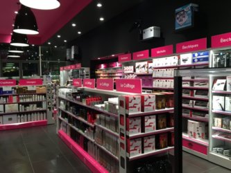 Présentoir Seiller fabricant PLV : Aménagement de magasin en métal pour magasin cosmétique Pro coiffure